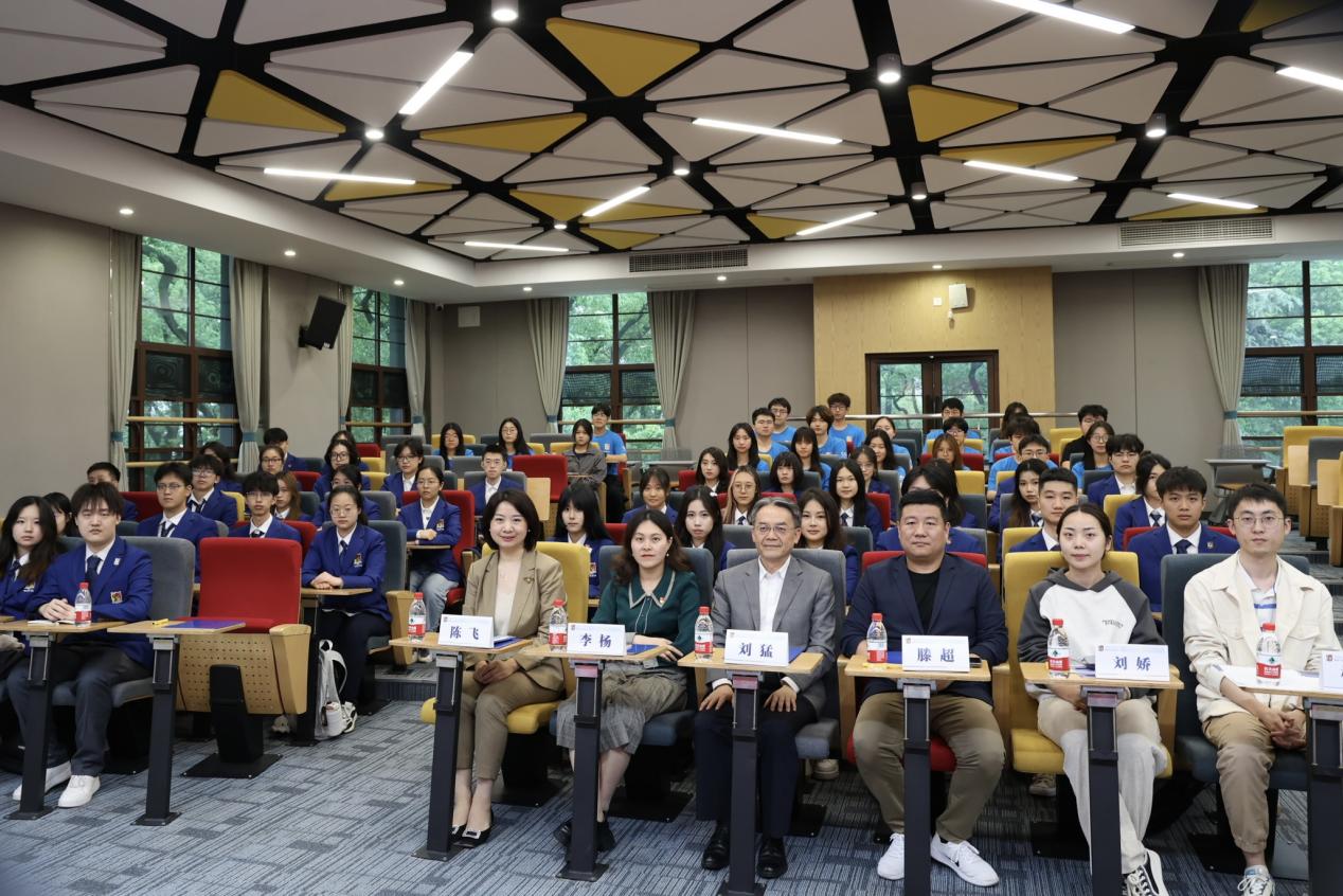 aed1031b7d9d38be921b31018d2b18a